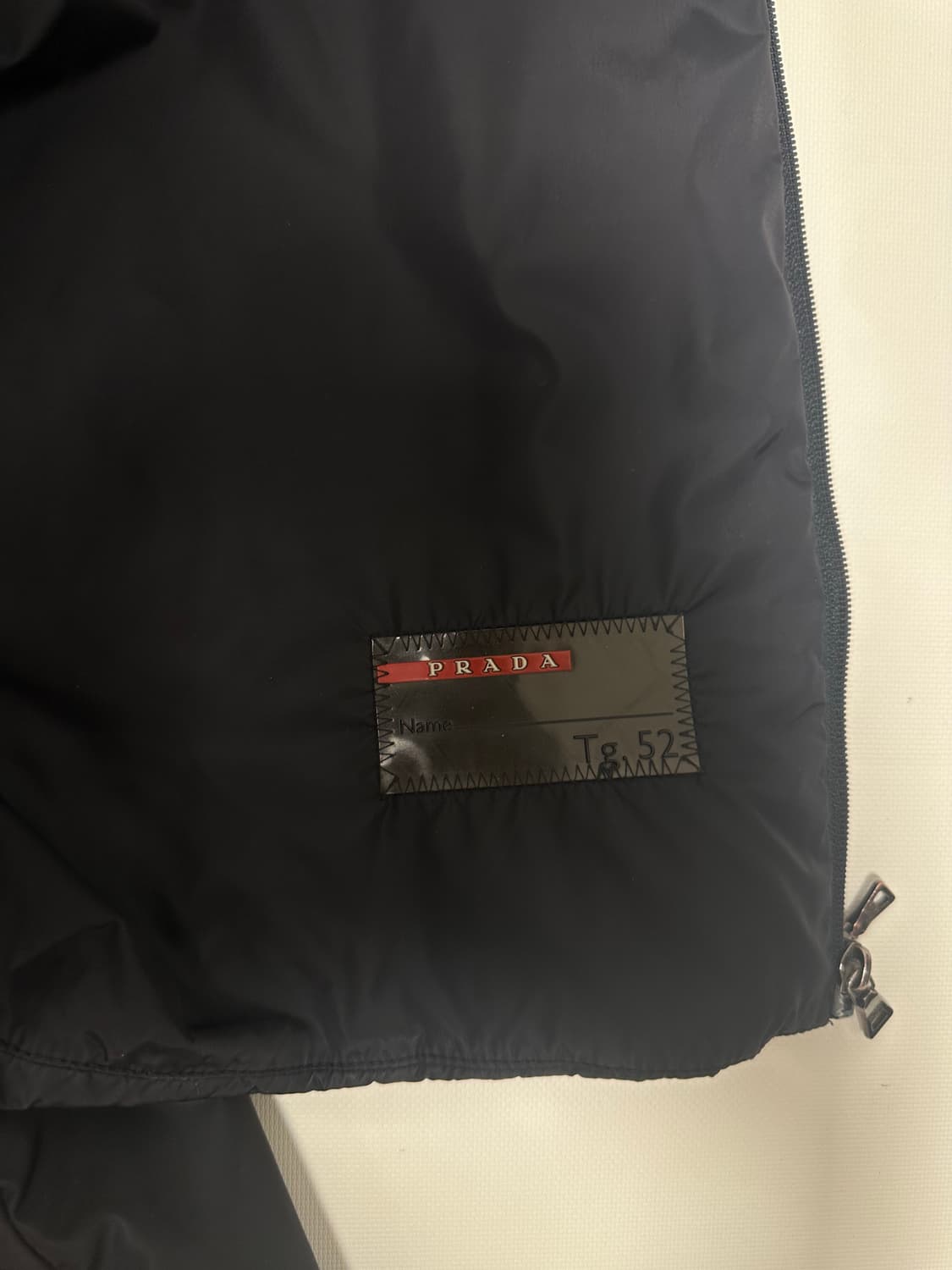 Prada highneck bomber 상품이미지4