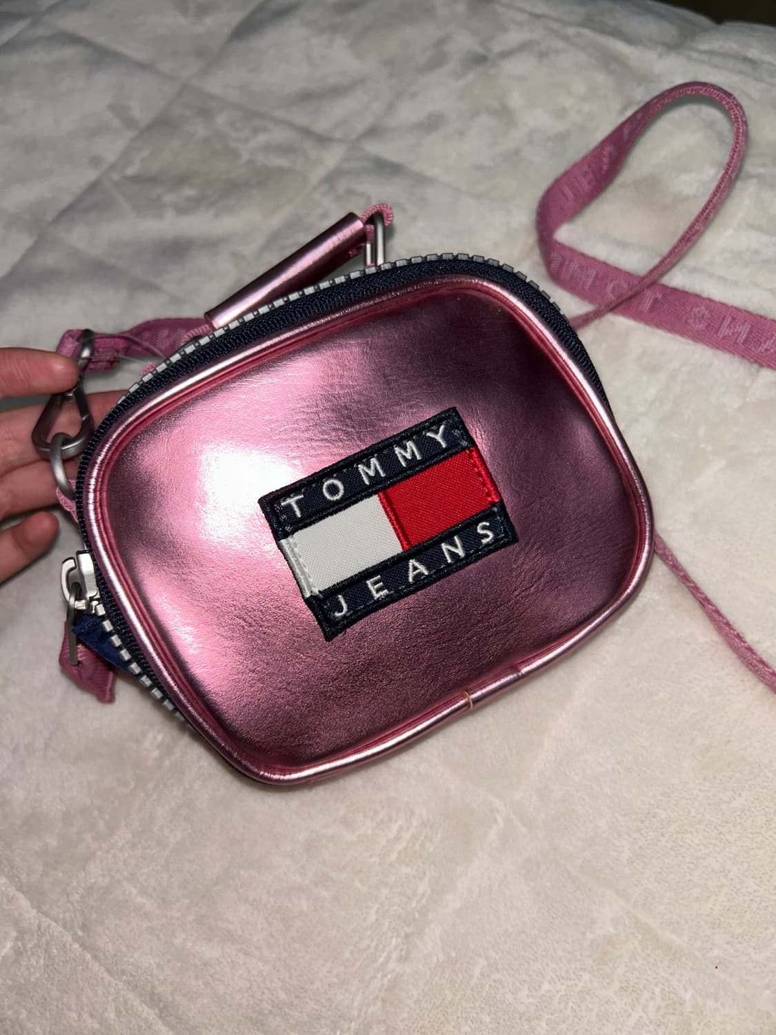 타미 헤리티지 나노 크로스백 타미 가방 상품이미지1