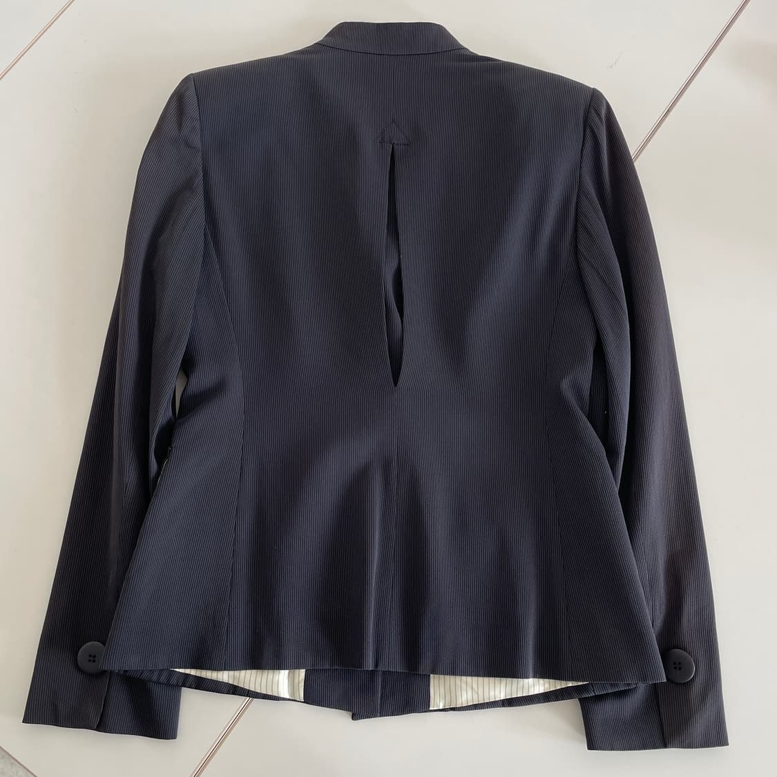 엠프리오 아르마니 스트라이프 백 트임 블레이저 자켓 상품이미지2