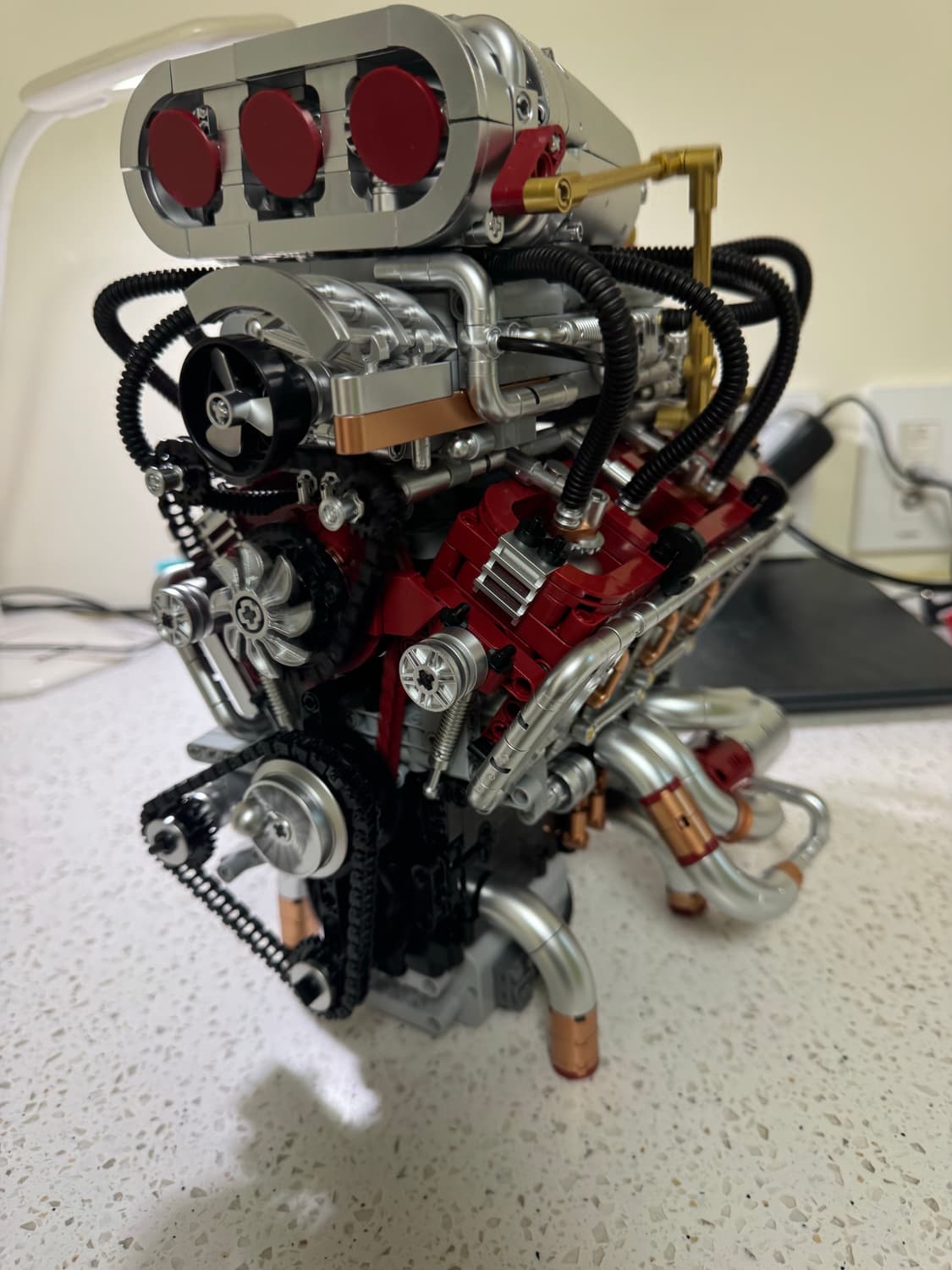 이키 Y15001 테크닉 V8 머스탱 엔진 호환블럭 상품이미지6