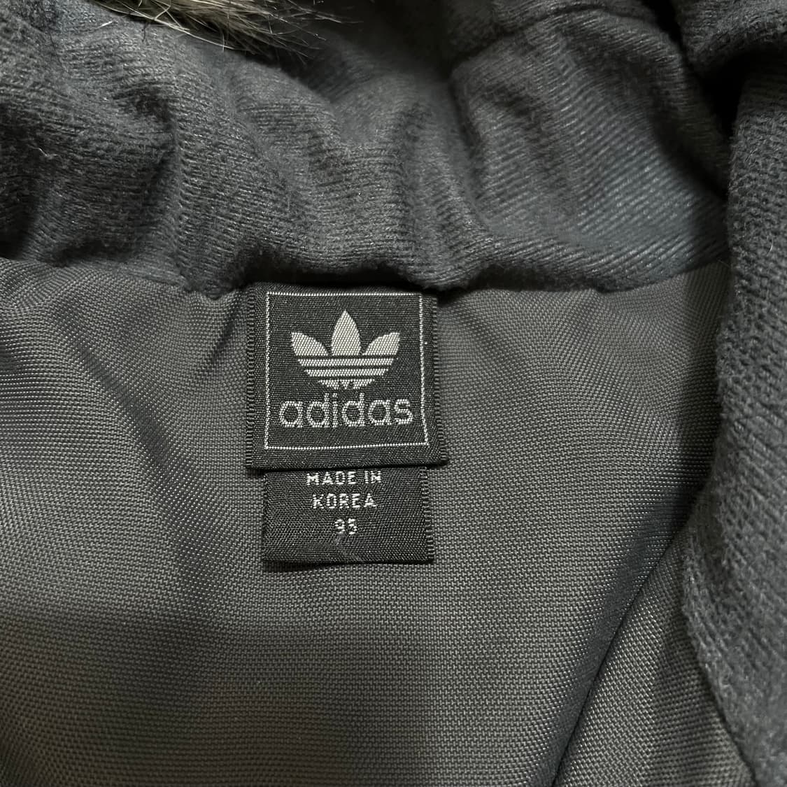 아디다스 트레포일 로고 퍼후드 패딩 점퍼 [블랙] M/95 상품이미지5