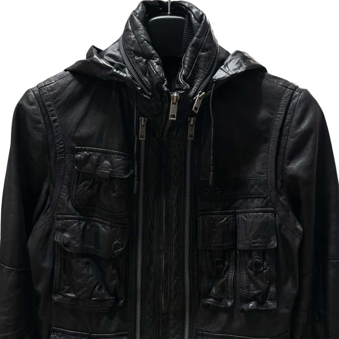 [95] 솔리드 옴므 멀티포켓 레더 블루종 상품이미지2