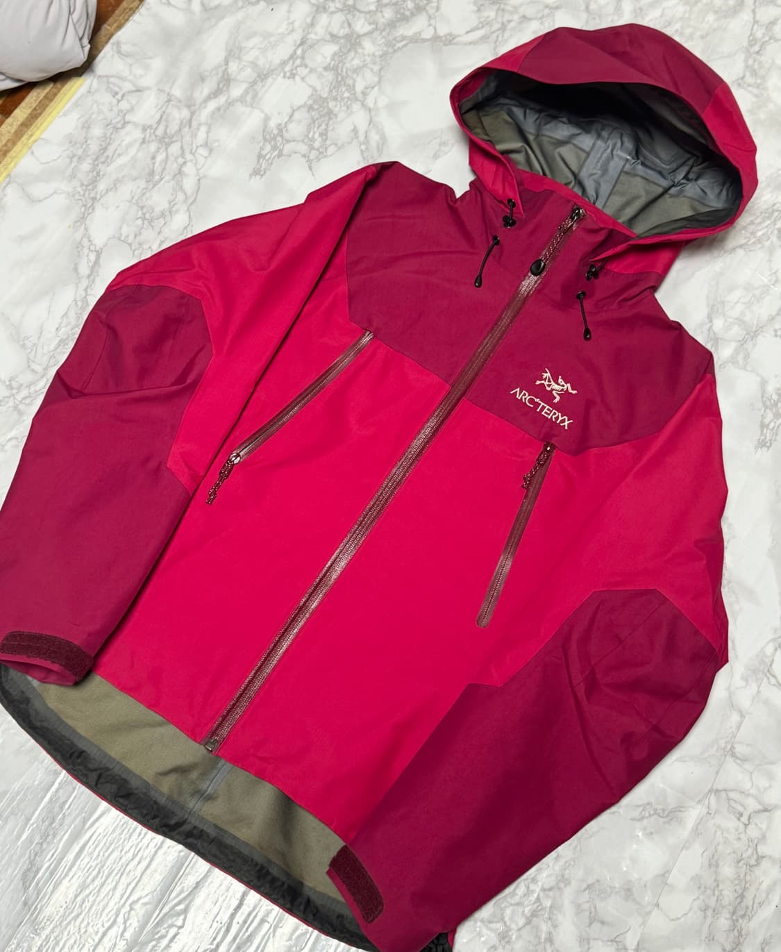 아크테릭스 고어택스 바람막이 후드 자켓 상품이미지3