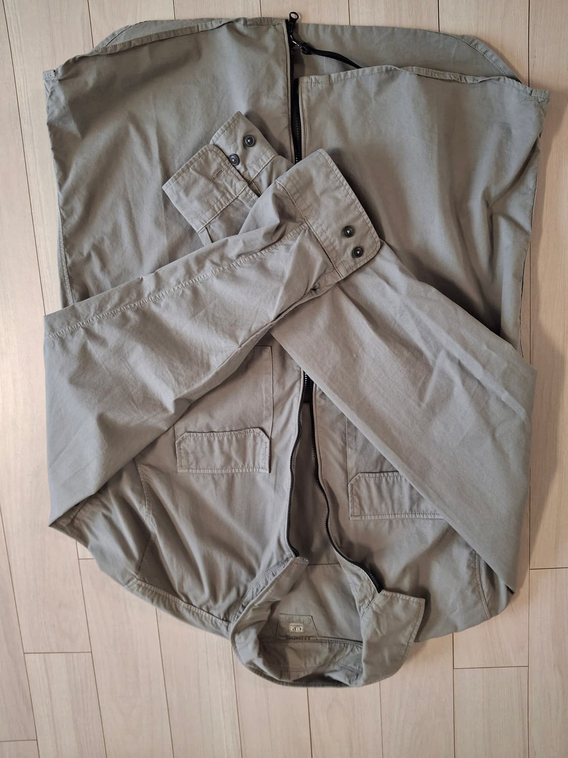 Cp컴퍼니  가먼트다잉 오버셔츠 xl사이즈 상품이미지1