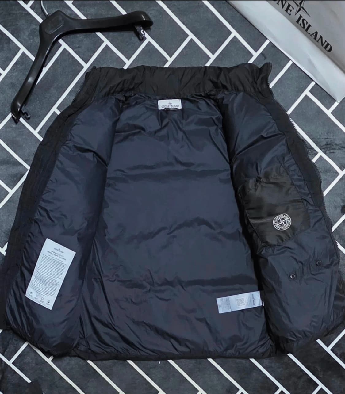 스톤아일랜드 가먼트다이 크링클랩스 패딩 상품이미지4