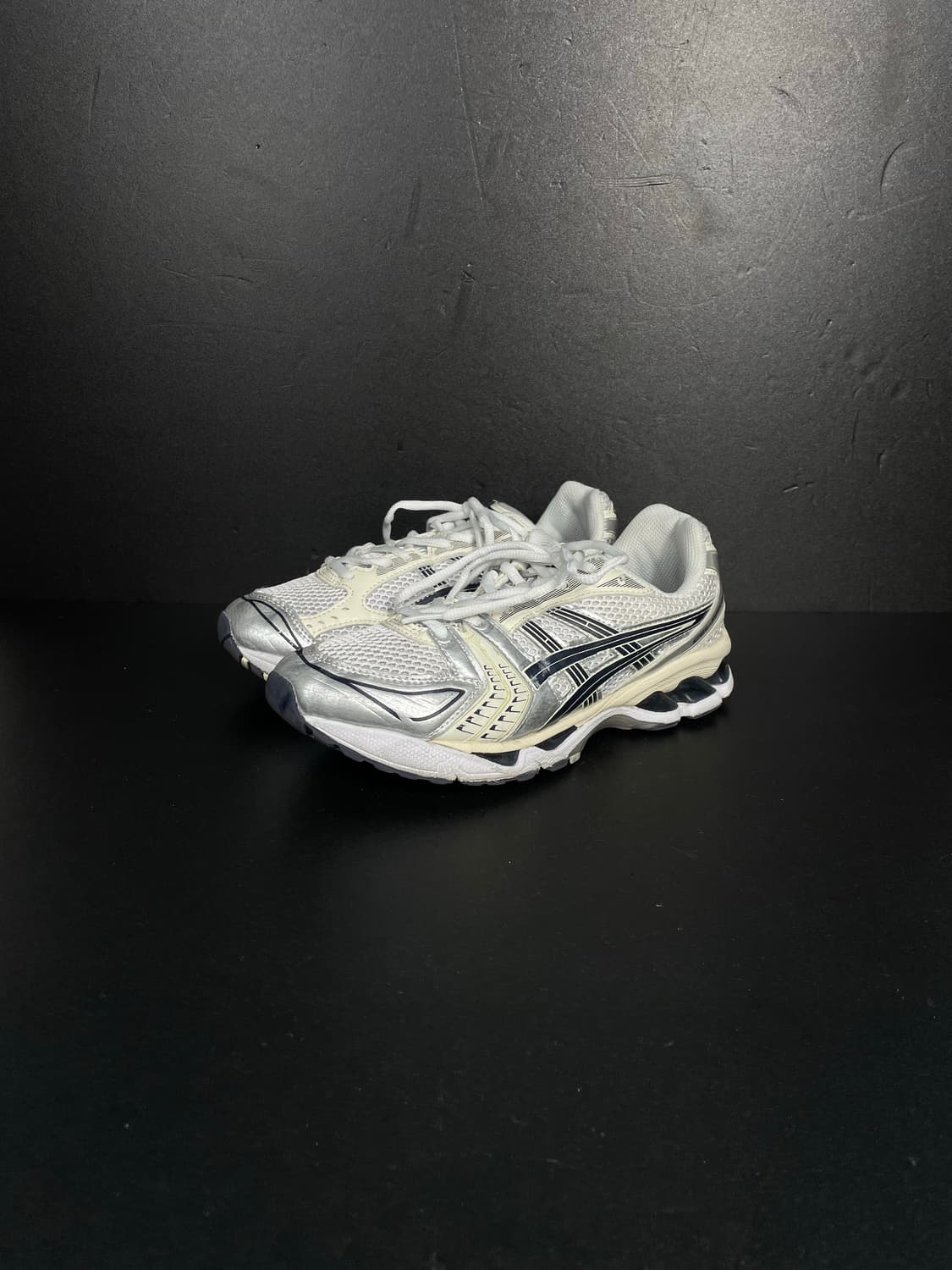 [270] 아식스 젤 카야노14 스니커즈 상품이미지1