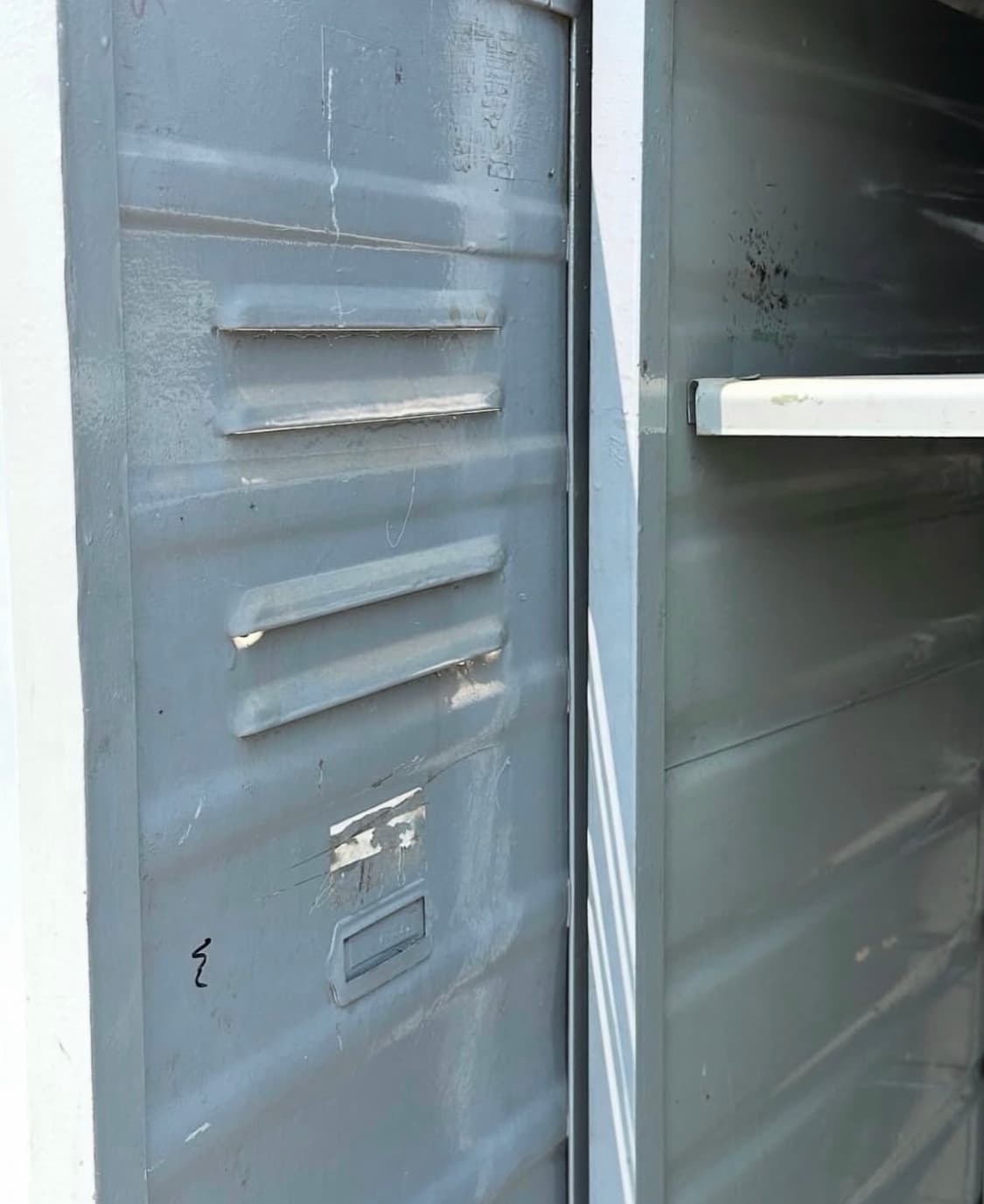 빈티지가구 인더스트리얼 스틸 3도어 라커 캐비넷 상품이미지4