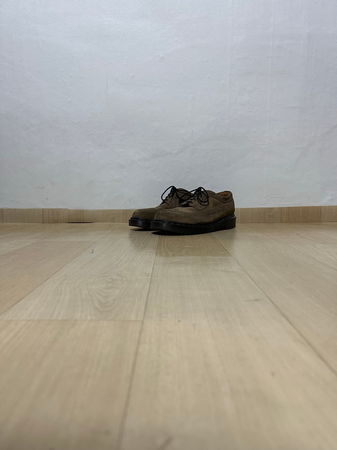 닥터마틴 3989 윙팁 상품이미지1