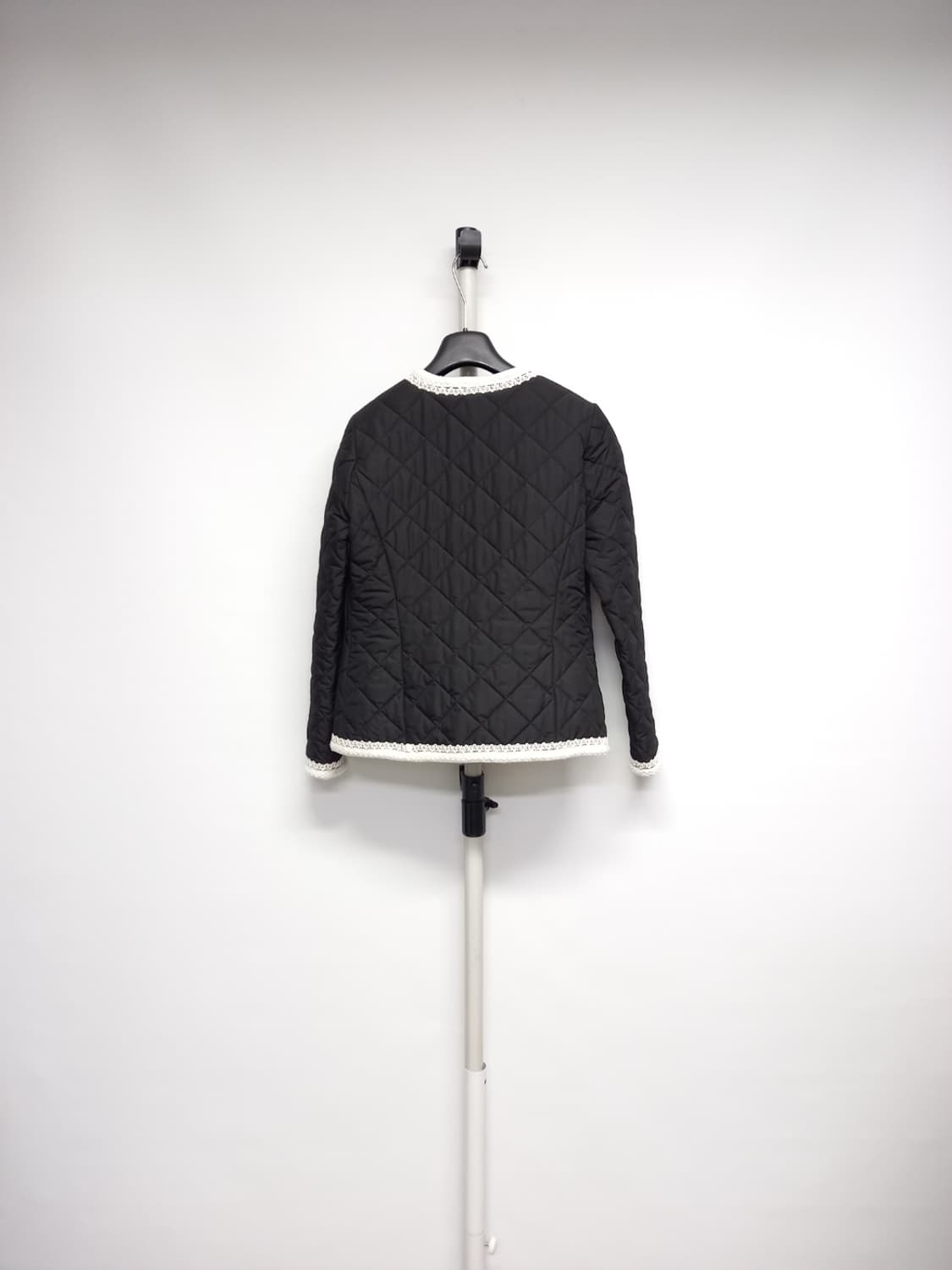 샤틴 춘추동 퀄팅 누빔 경량패딩 55.44 상품이미지2