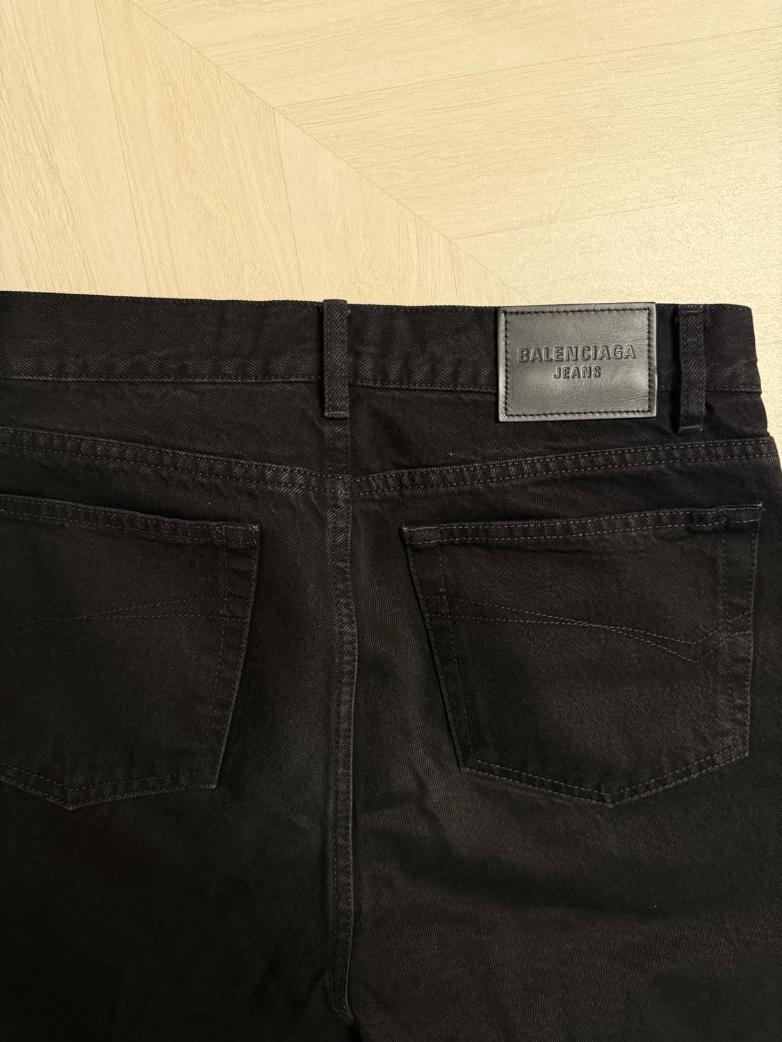 발렌시아가 데님 팬츠 블랙 상품이미지3