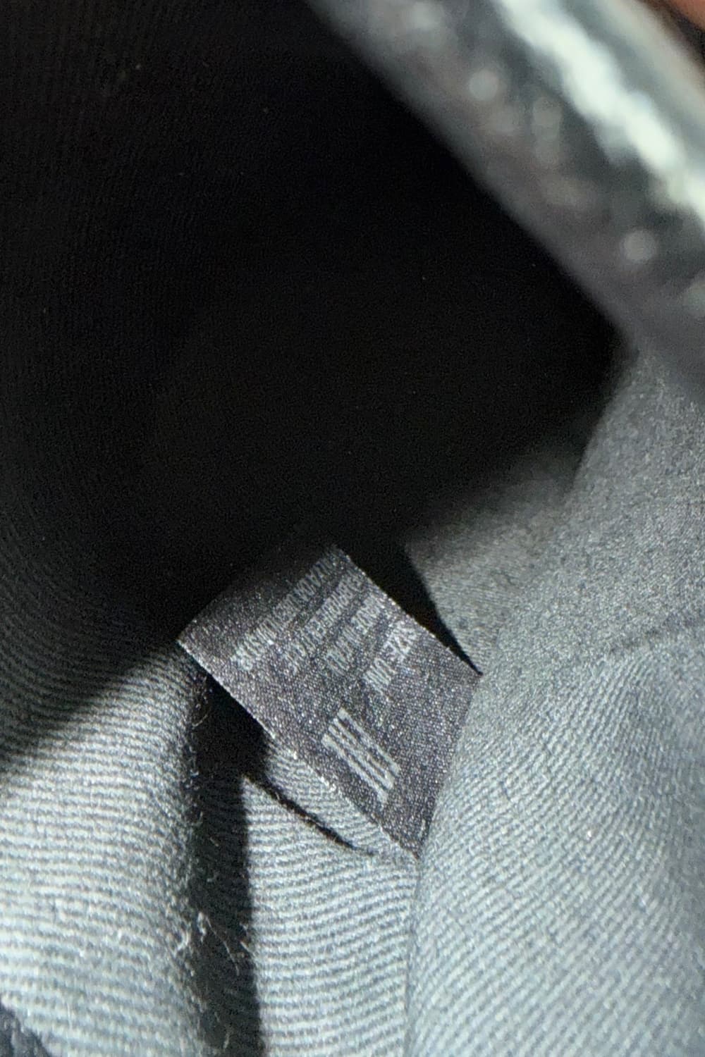 마르지엘라 23SS 스티치 자석 폰 파우치 홀더 백 상품이미지8