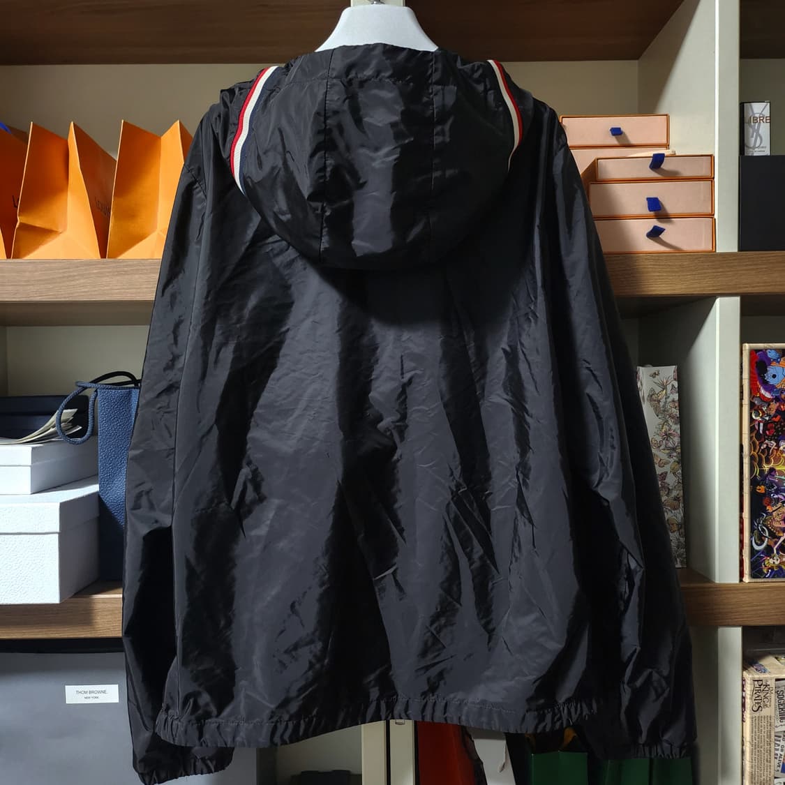 [새상품급]몽클레어 그림퍼스 후드 자켓 바람막이 4사이즈 블랙 상품이미지2