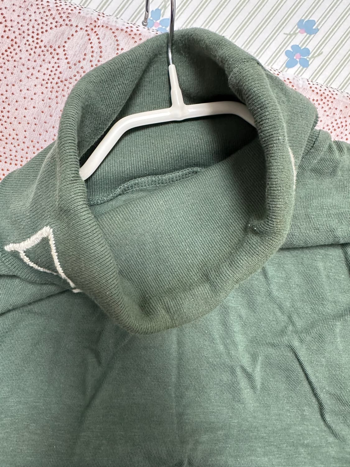 [4]캐피탈 18.5/-천축 하이넥크론 T(PEACE 자수) 상품이미지3