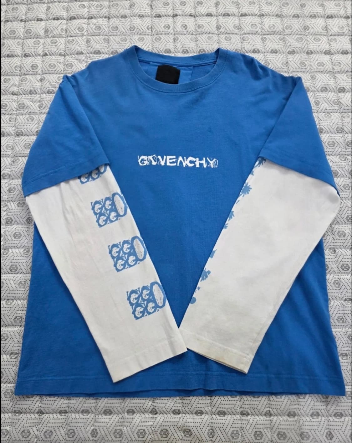 지방시 오버사이즈 레이어드 프린트 티셔츠 105 상품이미지3