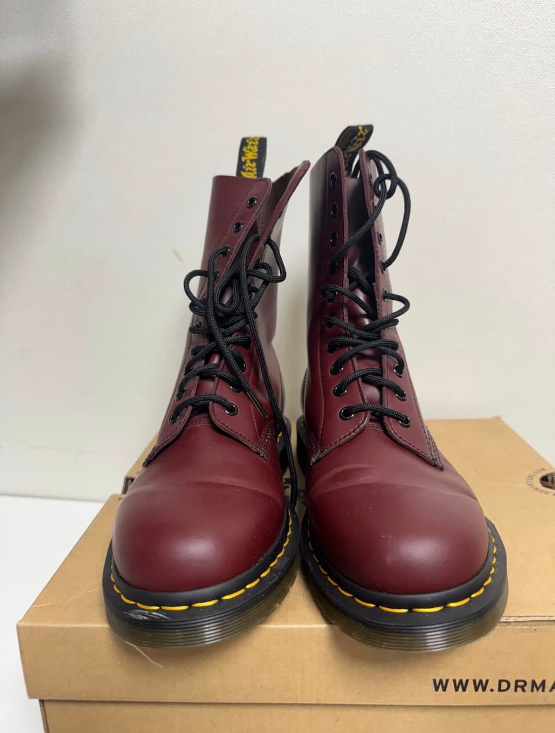 닥터마틴 체리레드 10홀 265 상품이미지1