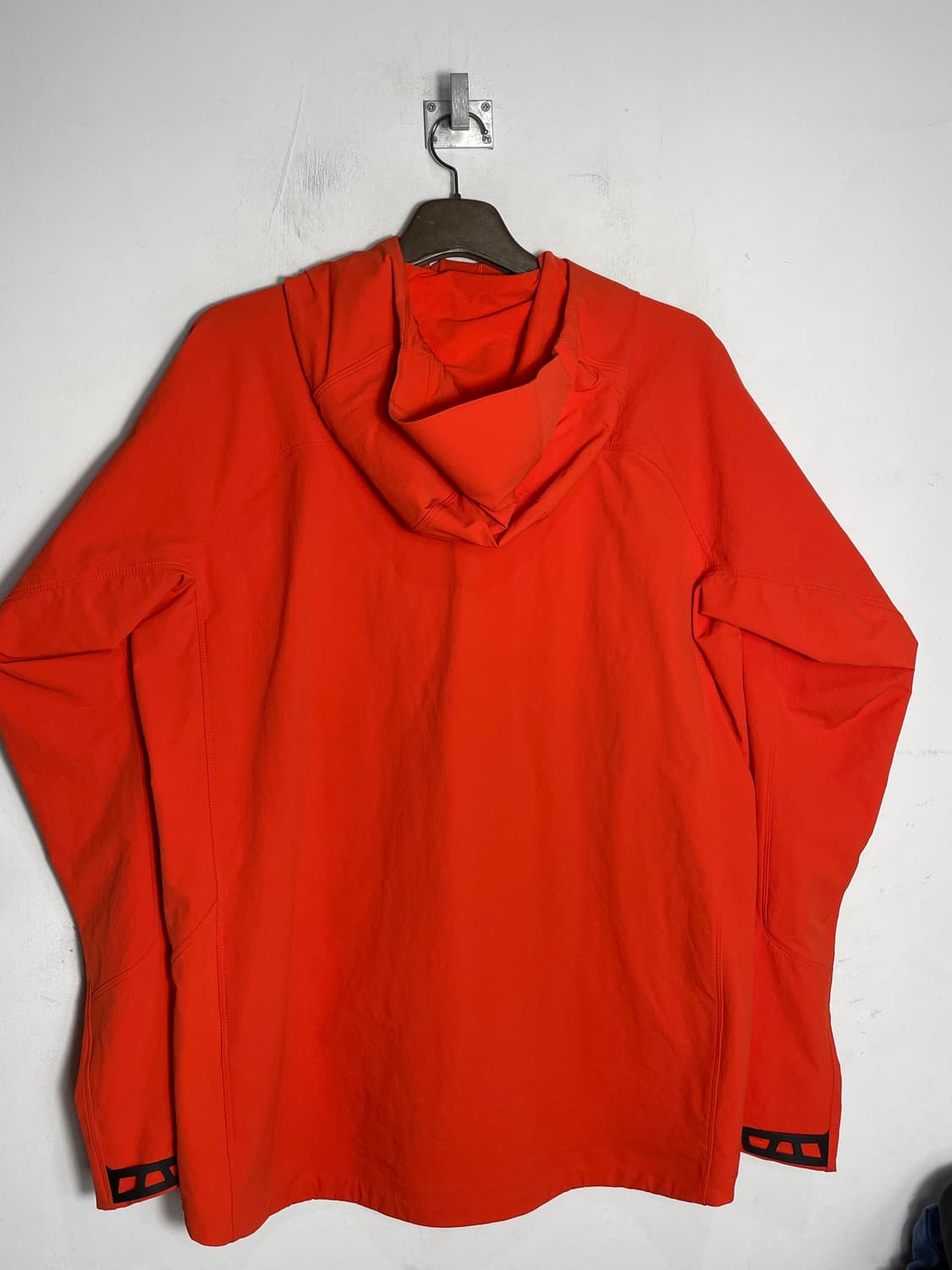 Mountain Hardwear 마운틴하드웨어 바람막이 후드 자켓 상품이미지2