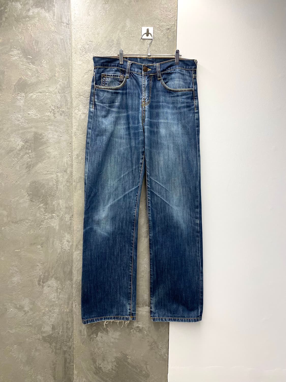 [32] EVISU 에비수 루즈 스트레이트 핏 데님팬츠 상품이미지2