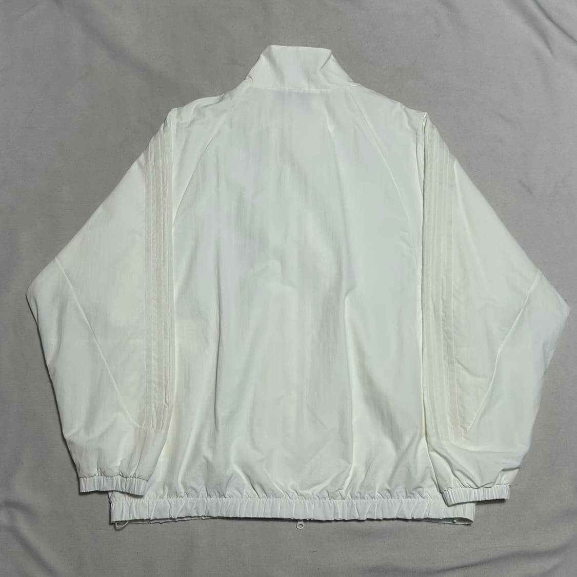 XL 아디다스 화이트 바람막이 상품이미지3
