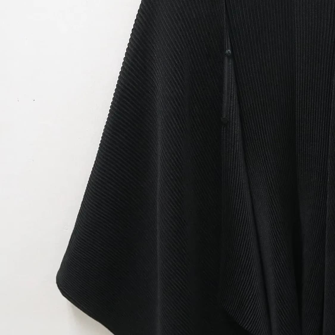 스피치오 이세이 미야케 플리츠 케이프 가디건 65232 상품이미지6