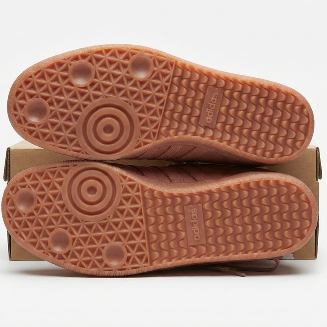 새상품 아디다스 퍼렐 윌리엄스 휴먼레이스 삼바 테라코타 사이즈 285 상품이미지4