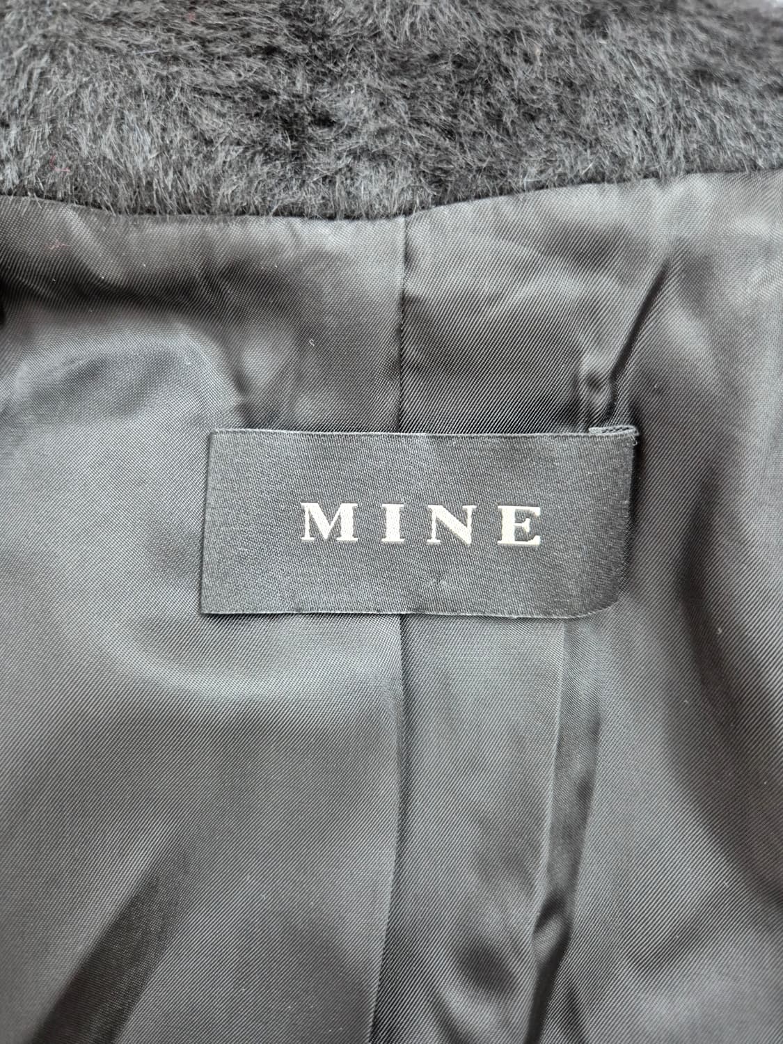 MINE 피아첸자 베이비 라마 블랙 무릎 덮는 롱코트 상품이미지4