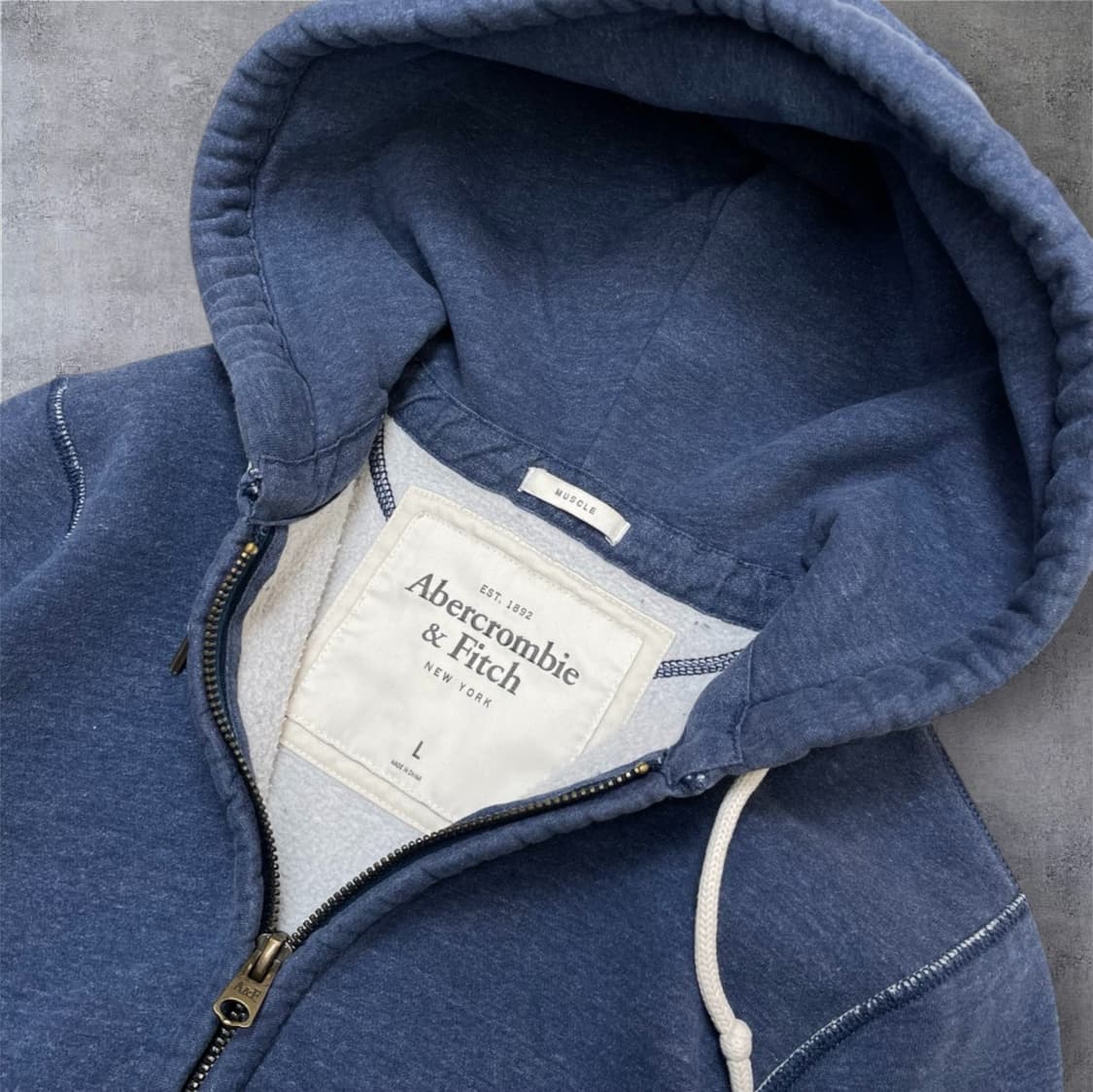 아베크롬비 네이비블루 머슬핏 기모 후드집업 L 상품이미지2