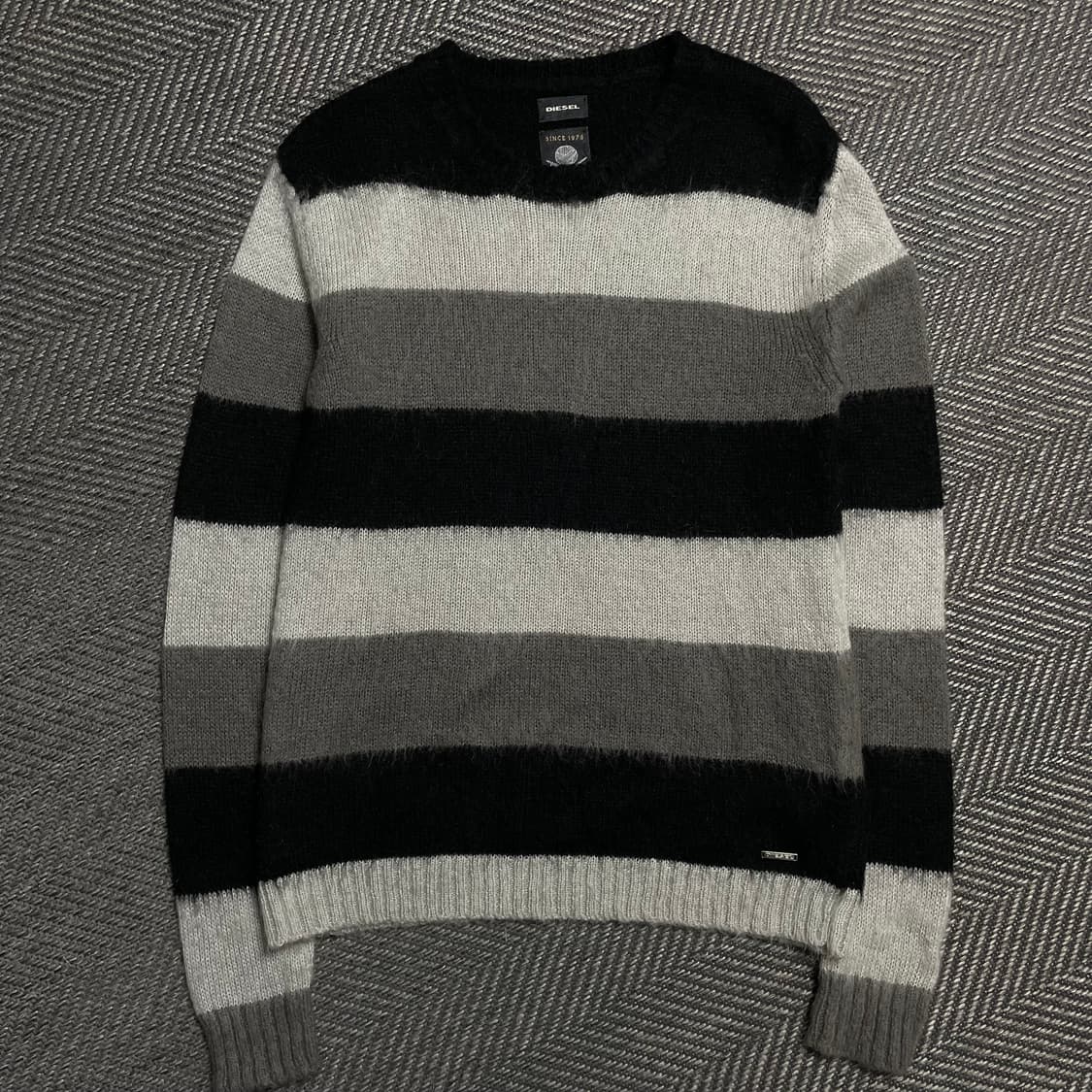 DIESEL 디젤 뱃지로고 스트라이프 모헤어 스웨터 니트y 5110 상품이미지2