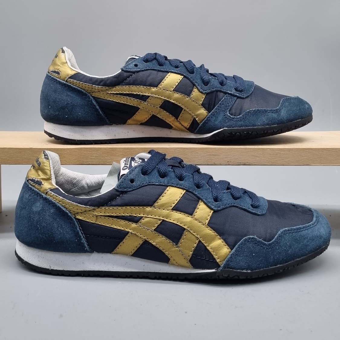 오니츠카타이거 세라노 여성운동화230 상품이미지1