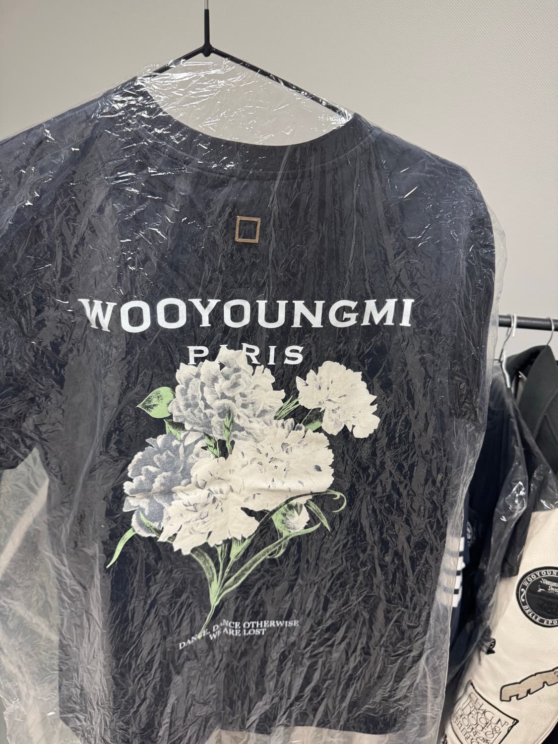 [백화점판] 21ss 우영미 플라워 반팔 상품이미지6