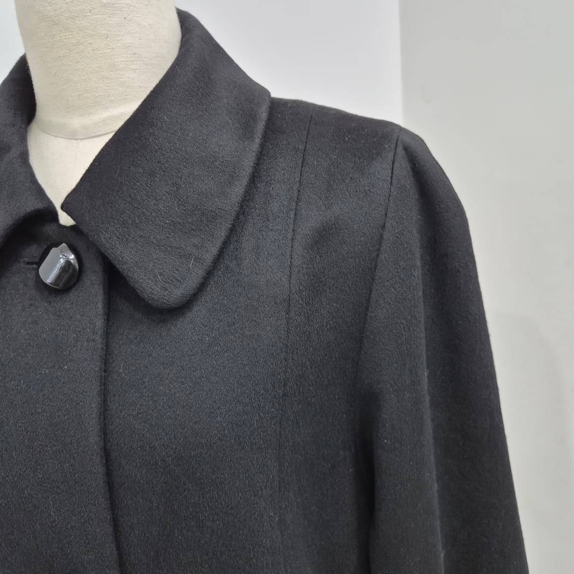 울100% 블랙 클래식 롱코트 상품이미지6