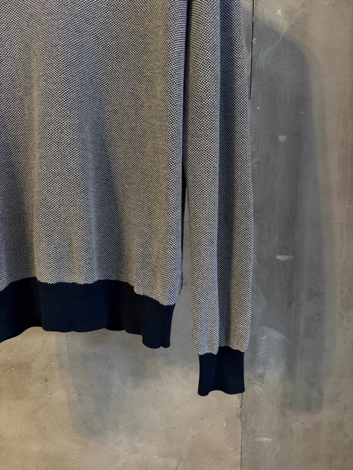 아르마니 브이넥 니트 100 상품이미지6