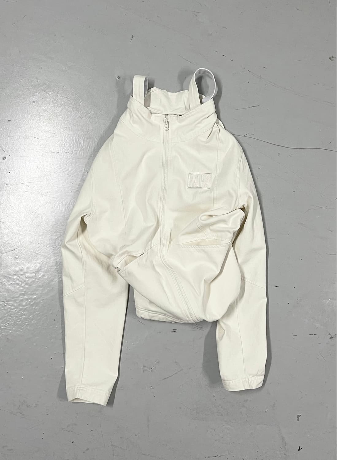 (S) plastic product MPa 포터블 자켓 아이보리 상품이미지2