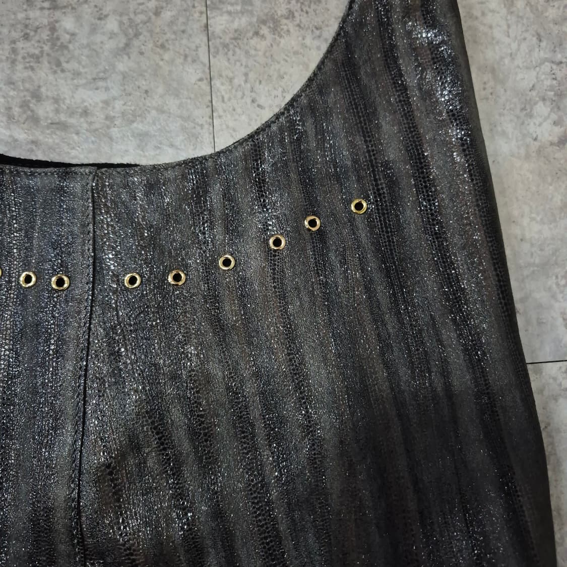 빈티지 가죽숄더백 상품이미지4