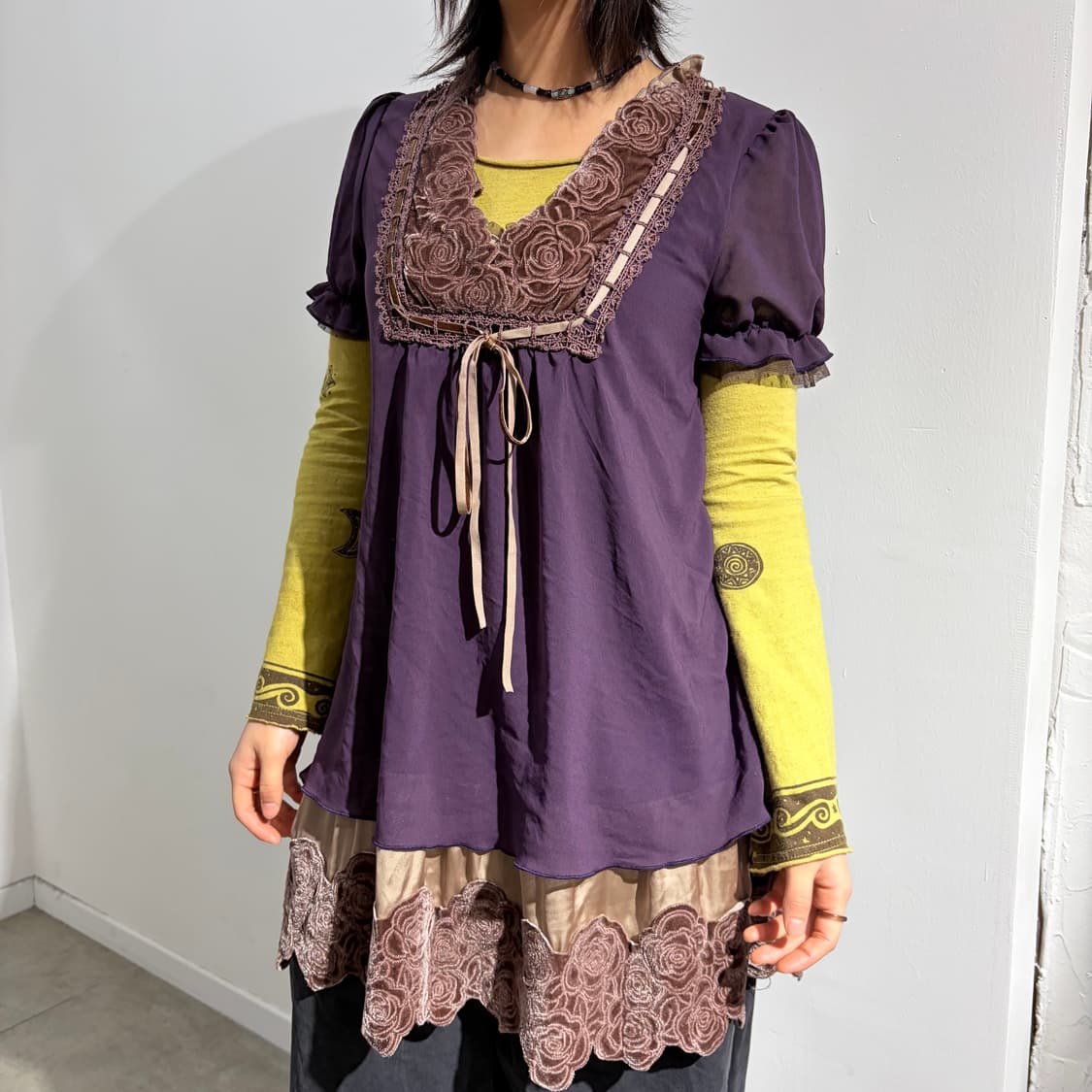 액시즈 팜 자주빛 레이스 꽃 반팔 레이어드 원피스 상품이미지1