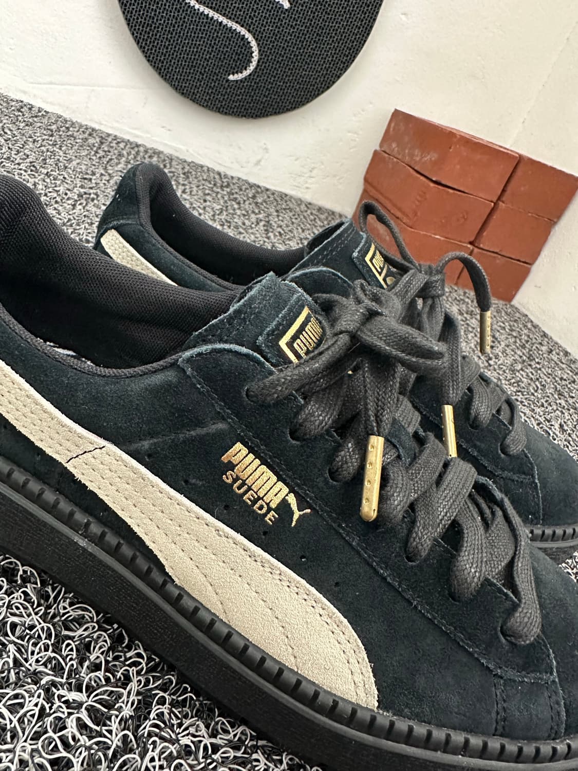 푸마 스웨이드 플랫폼 블랙 255mm 상품이미지5