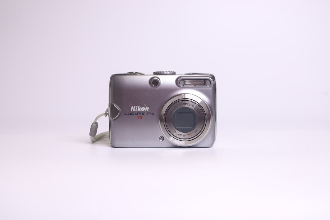 니콘 쿨픽스 P4 박스셋 상품이미지2