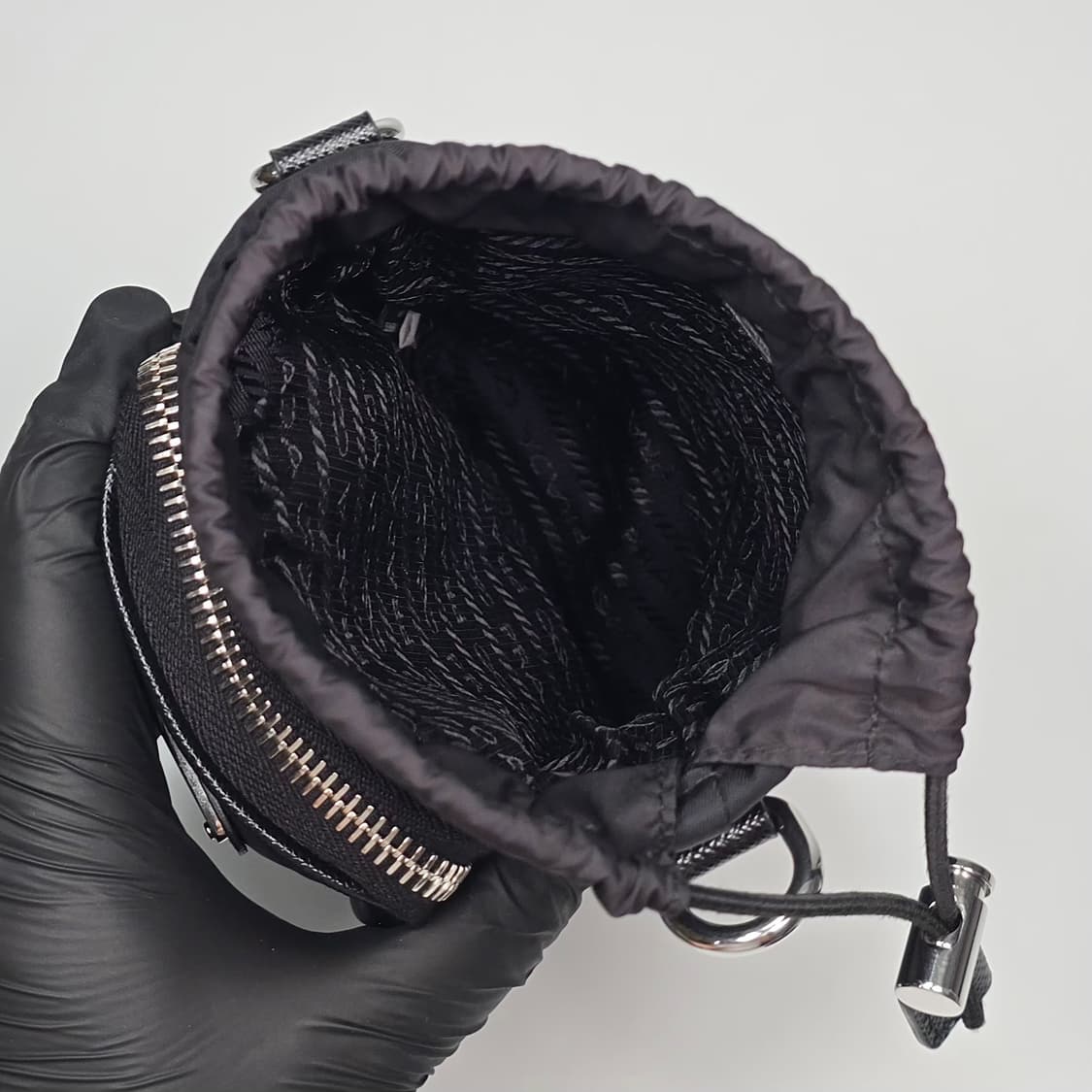 프라다 라프리마 나일론 삼각로고 크로스백 상품이미지7