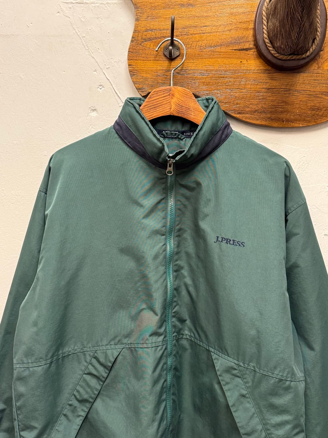 J.PRESS Nylon Mesh-Lined Zip-Up Jacket 상품이미지2