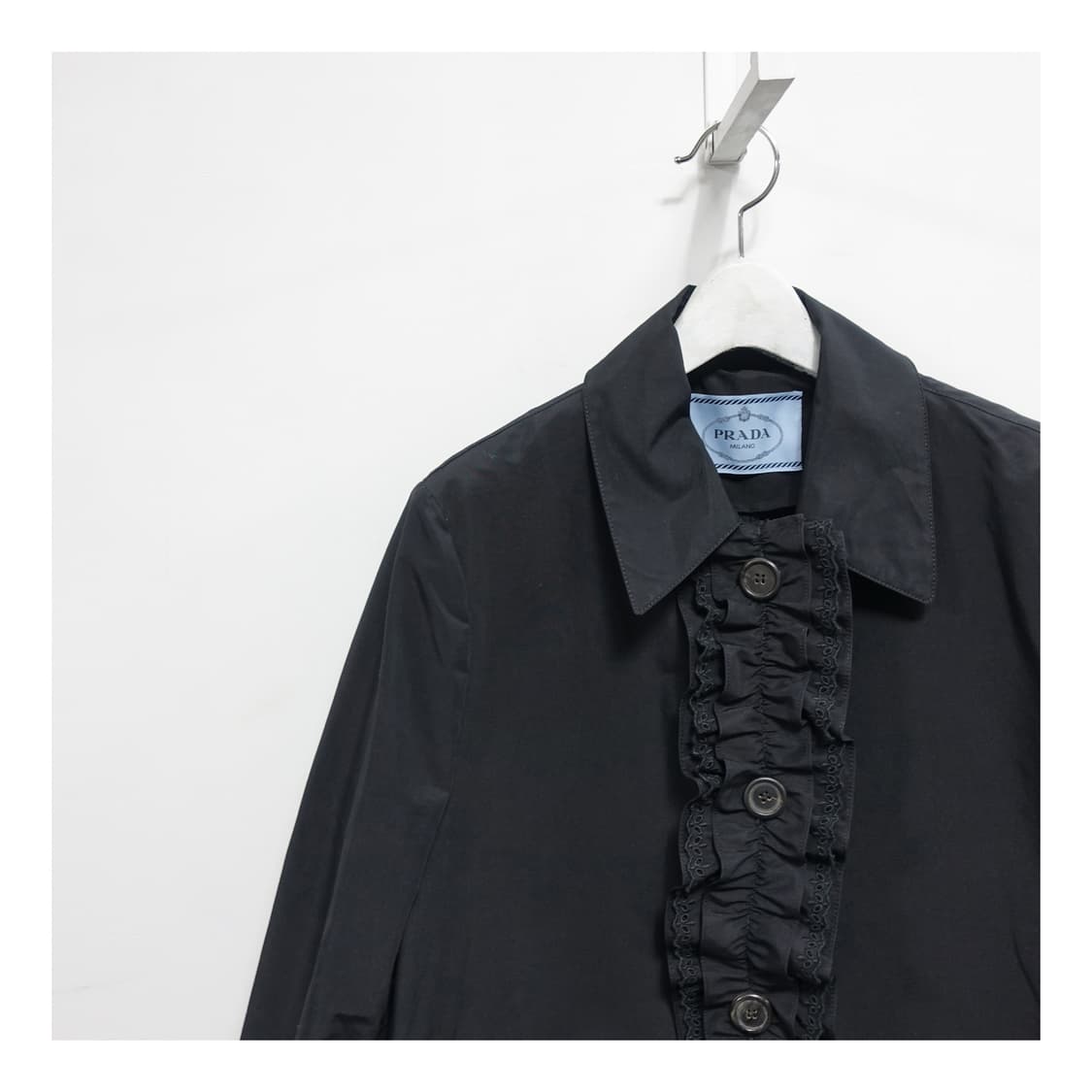 [40.L] PRADA 프라다 프릴 러플 스텐칼라 트렌치 코트 상품이미지5