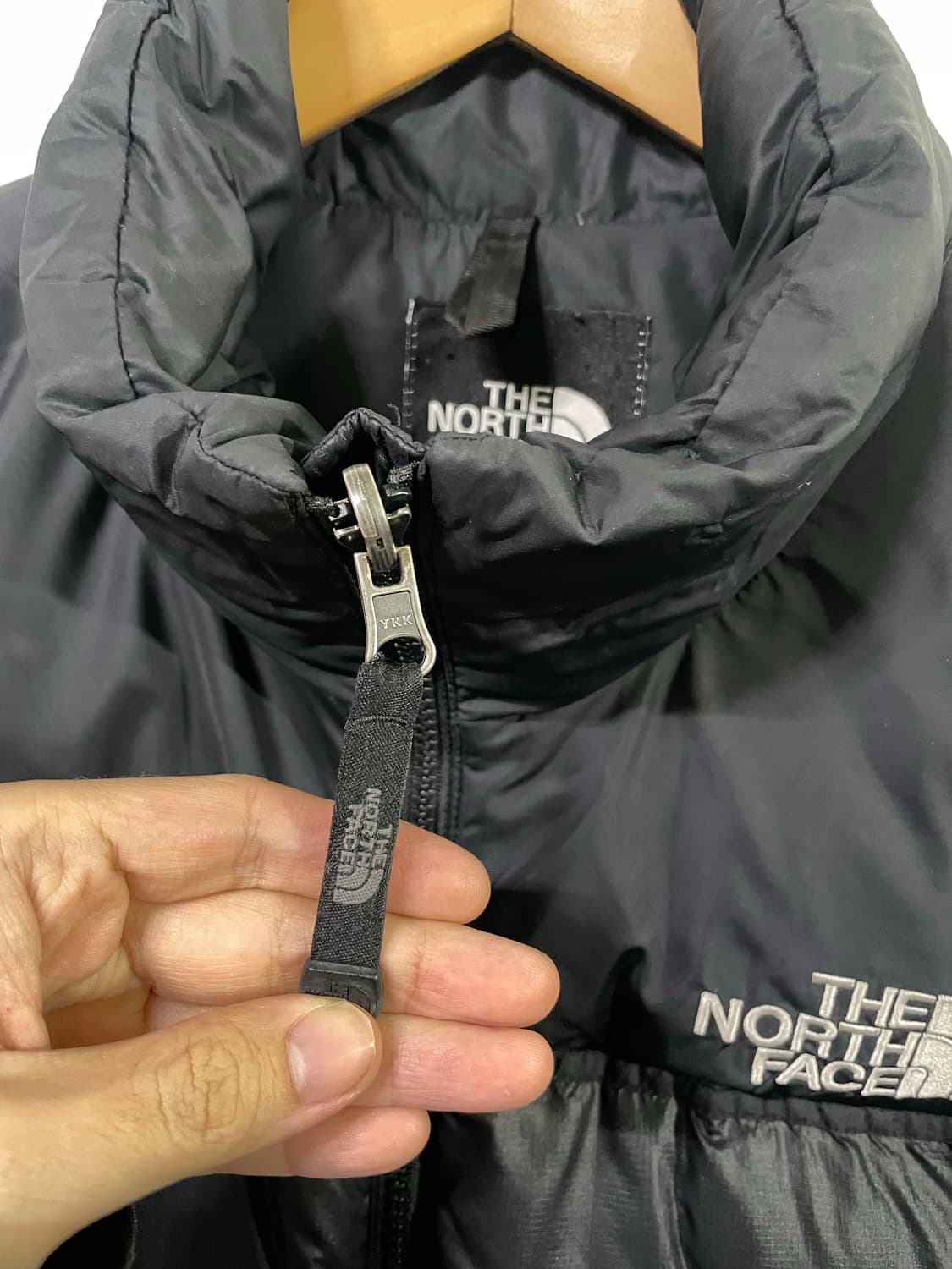 노스페이스 눕시 패딩 점퍼 블랙 넉넉100 상품이미지4