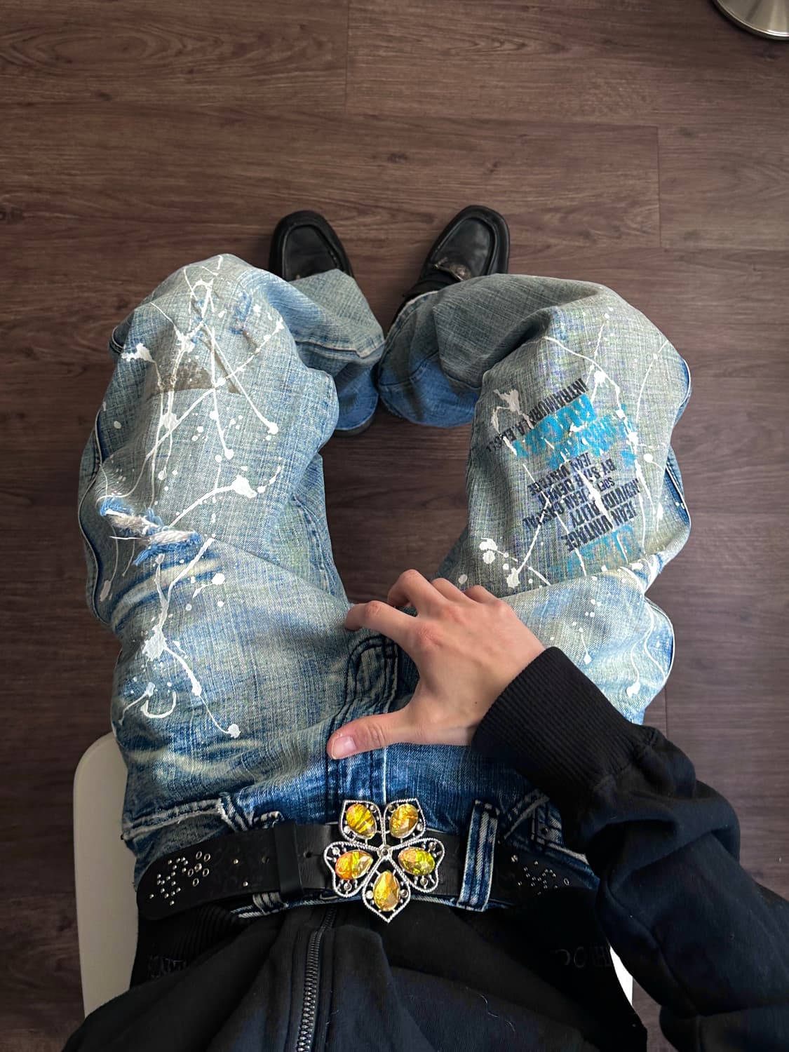 ILOI 더티 페인팅 & 리프드 스트레이트 진 상품이미지1