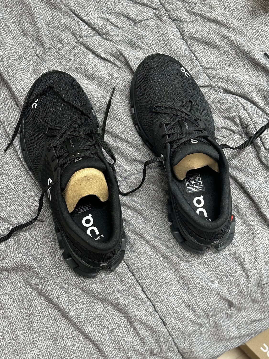 온러닝 X4 블랙이클립스 275 상품이미지2