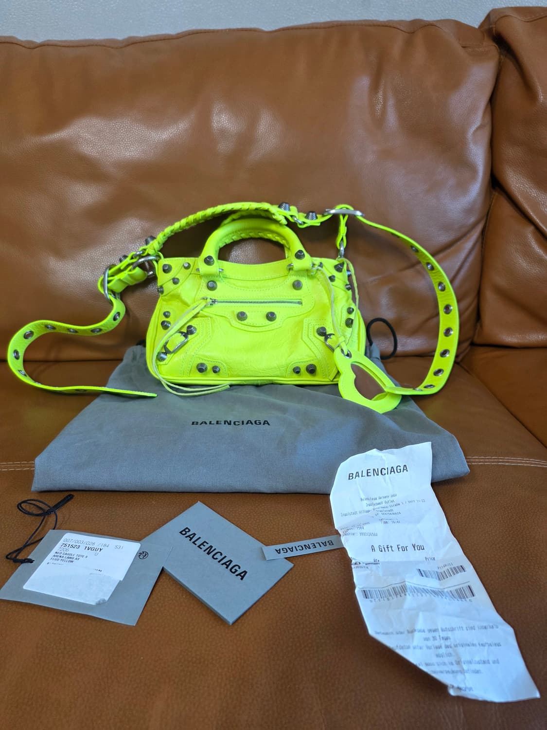 정품 발렌시아가 네오카골 르시티 시티백 모터백 스몰사이즈 네온 색상 상품이미지3