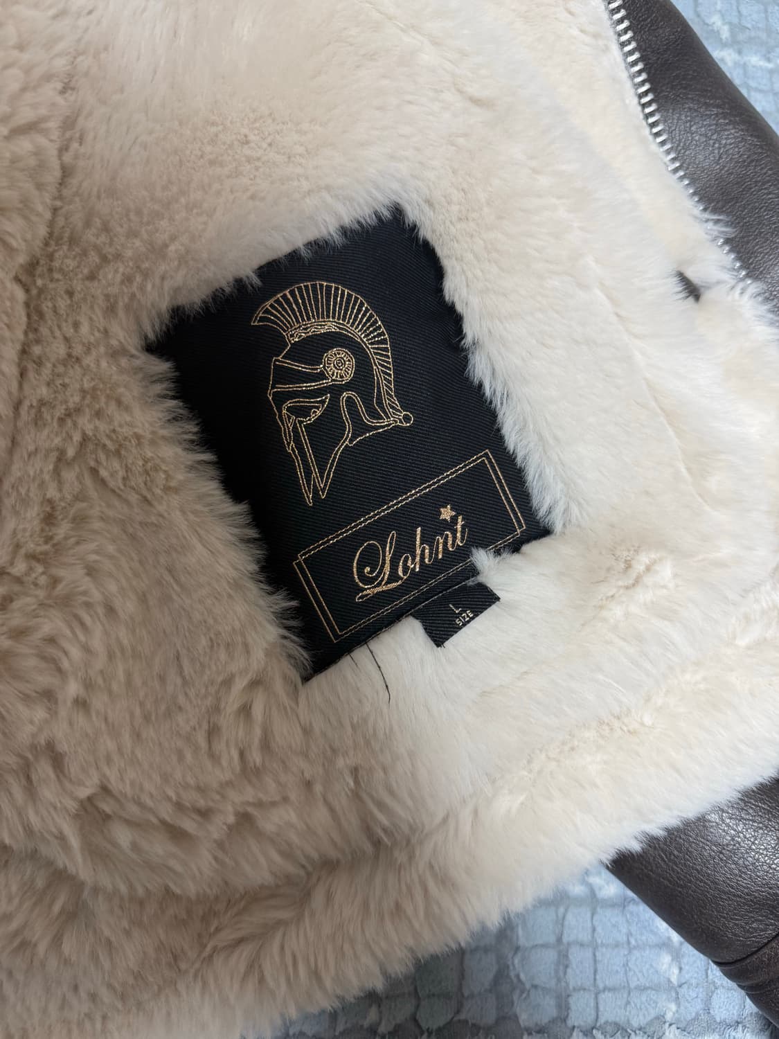 론트 비건 레더 무스탕 다크브라운 L 상품이미지4