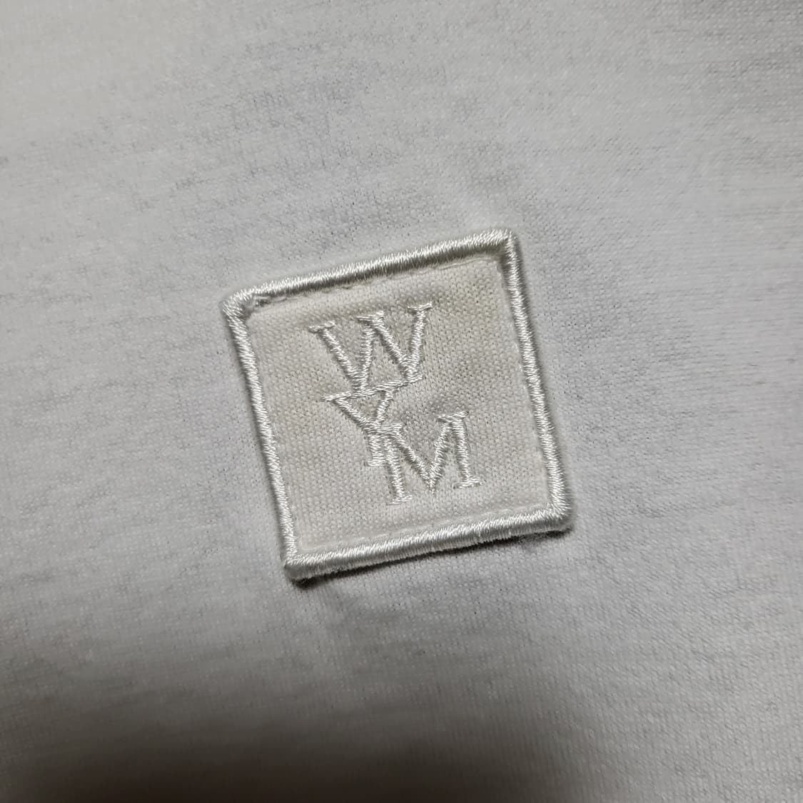 [정품] 48 / 23SS 우영미 깃털 백로고 반팔티  상품이미지4