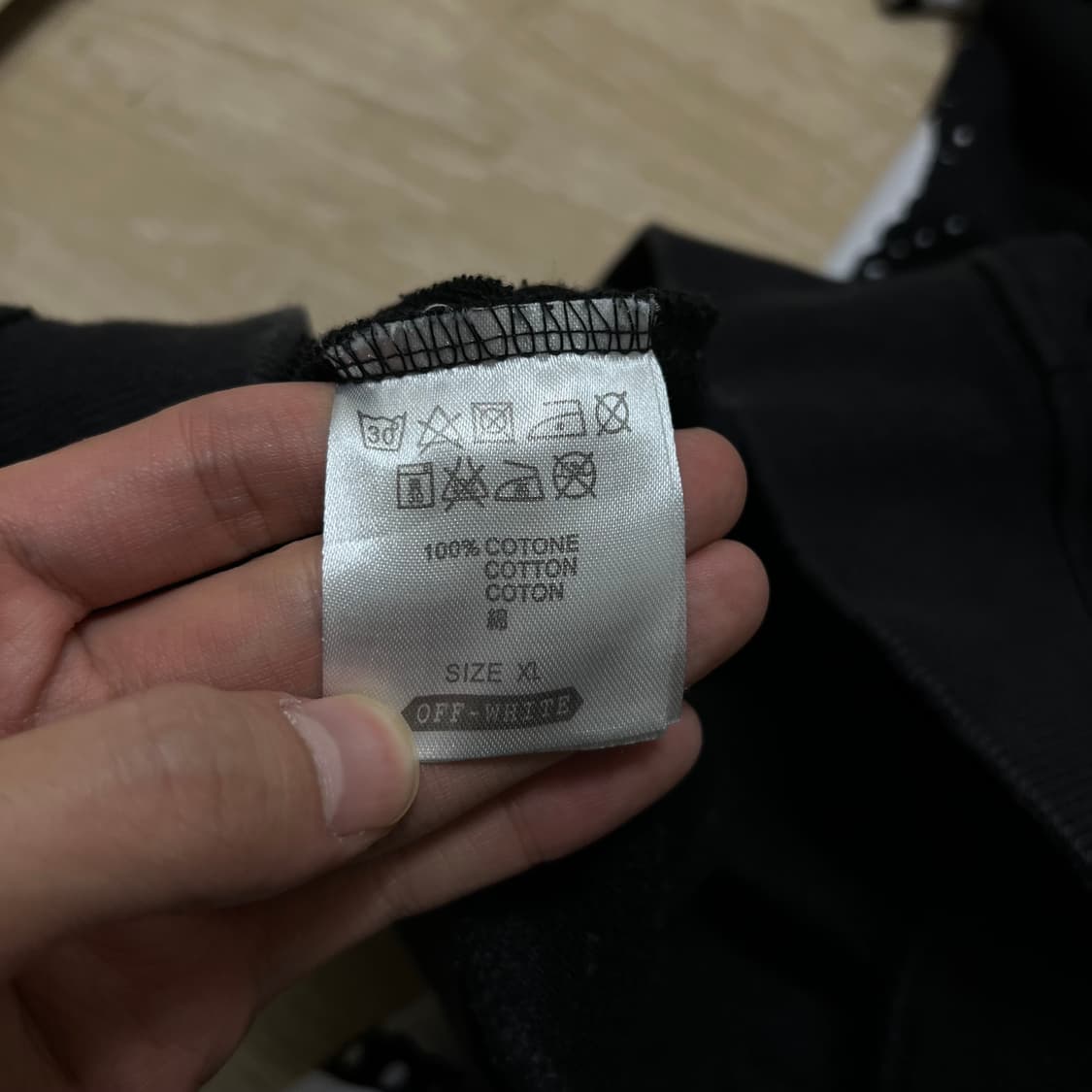 오프화이트 시그니처 디아그 패턴 빅프린팅 후드티 [블랙] XL/105 상품이미지7