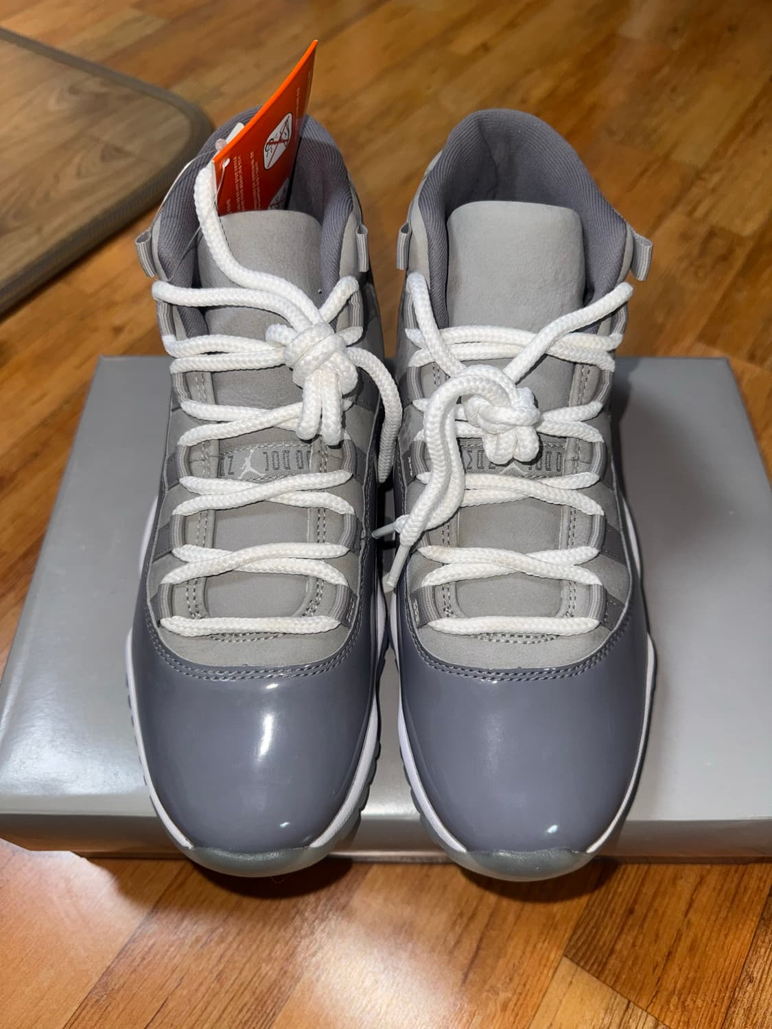 (새상품) 조던11 레트로 쿨 그레이 상품이미지2