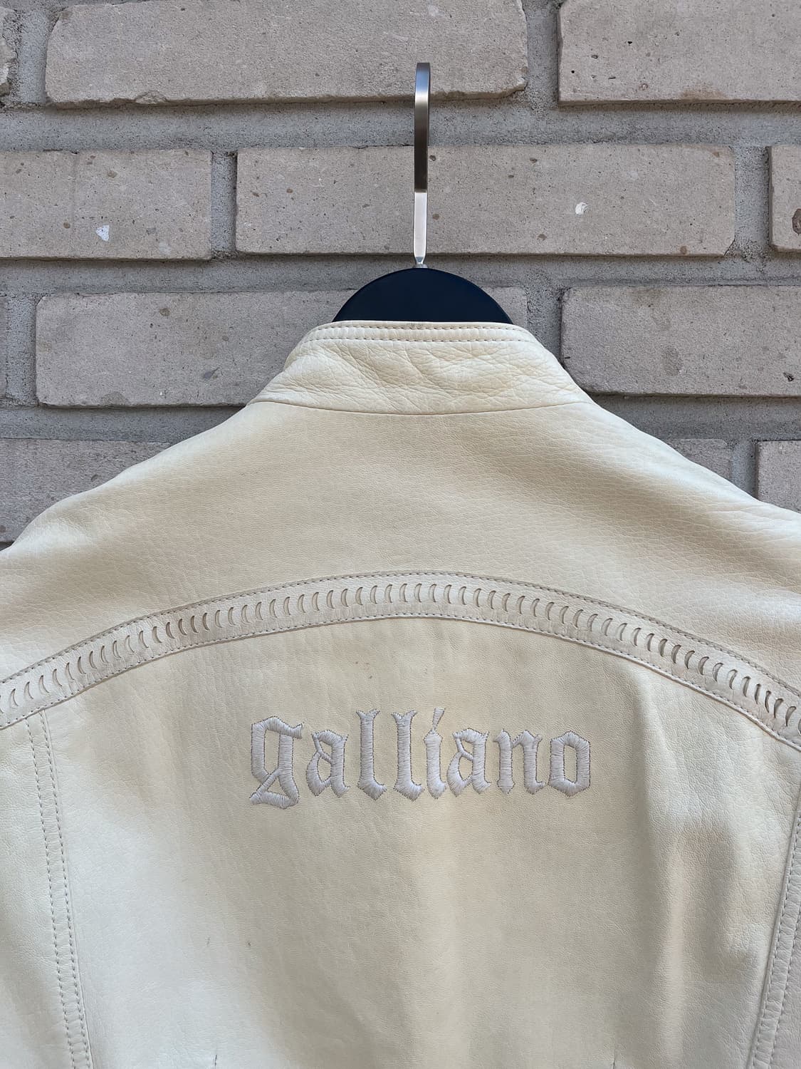 AW01 / John Galliano 상품이미지9
