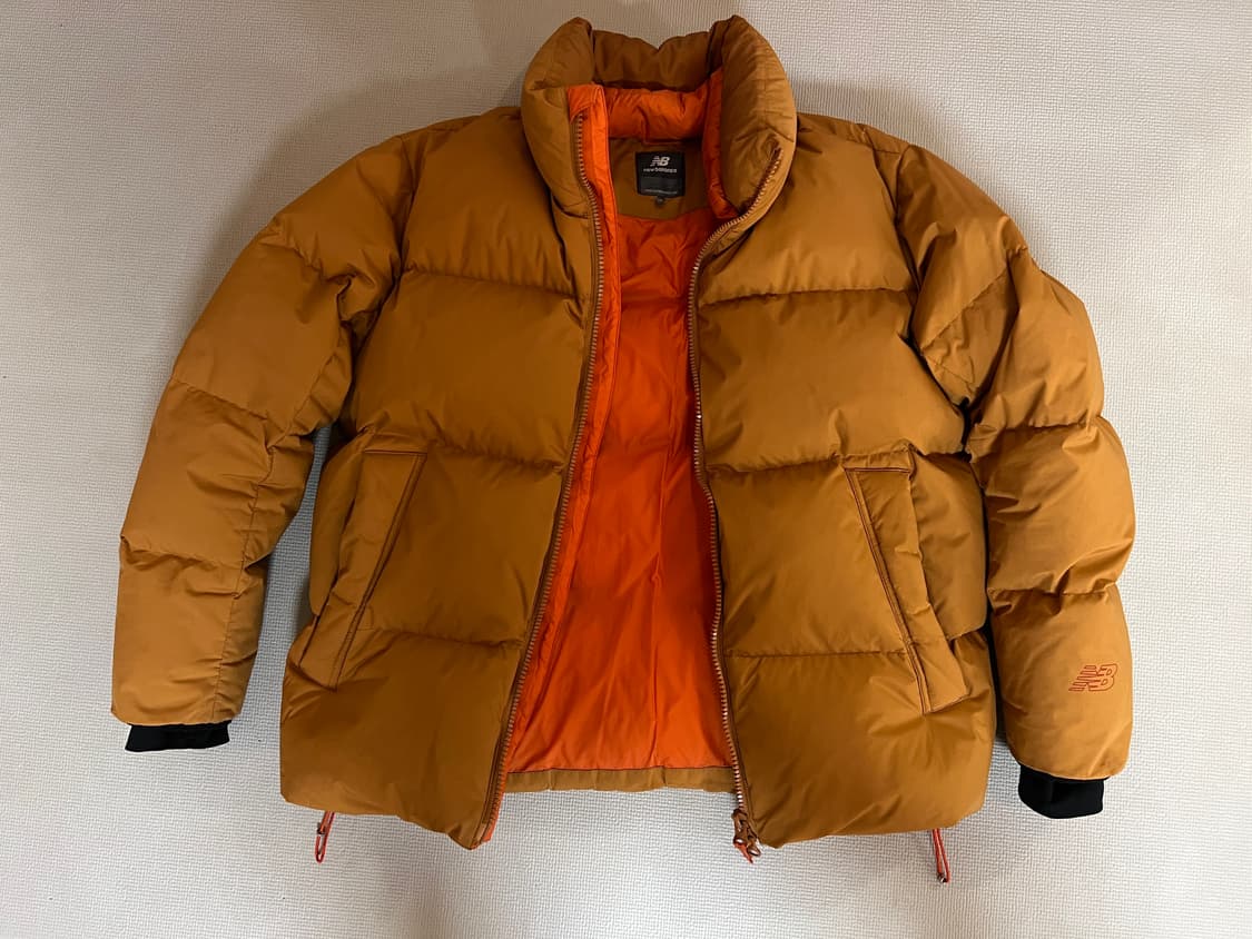 무료배송 - 한정판 뉴발란스 x 슬로우스테디클럽 호텔990 구스패딩(브라 상품이미지3