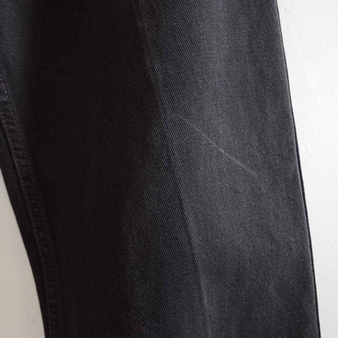 90's Levi's 560 Black Denim Pants 상품이미지4